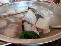 -香猪美食(中心店)
