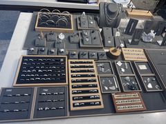 -十八字金·银饰·拼豆·开蚌DIY(魏公芳华里店)