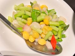 清炒芦笋百合-逸品淮扬(东方渔人码头店)