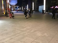 -万达广场(龙湖店)