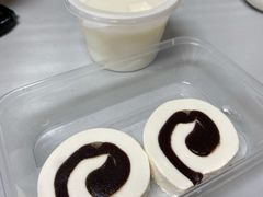 豆沙奶卷-牛姥姥牛奶酪