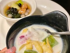 -河内西湖莲花自助餐厅