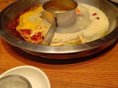 -佬土鹅肠火锅(解放路店)