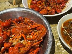 -琥珀老六龙虾(四里河店)