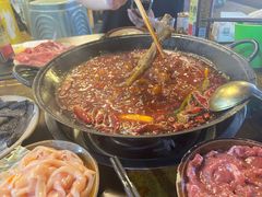 -黄潇洒老火锅(九眼桥宏济巷店)