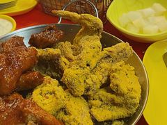 -BHC炸鸡(明洞总店)