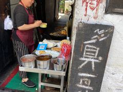 -仓桥直街臭豆腐