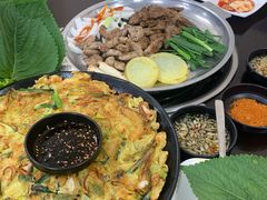 -三清洞摩西韩式年糕火锅(威高广场店)