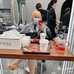 -意廊 Hair Salon