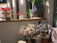 -墨居上隐·院子里火锅(峨眉店)