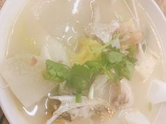 鱼头豆腐汤-阳江河堤老牌曾记美食