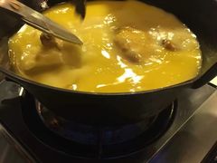 -鲜入围煮花胶鸡海鲜火锅