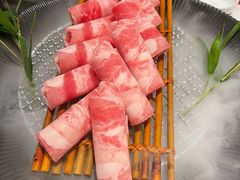 一级肥牛-领鲜天下·焗海鲜·花胶鸡(天目里店)