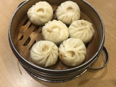 手工小笼包-清粥小菜·成都小吃(香格里拉镇店)