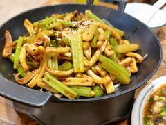 -东来菜馆•手抓海鲜家常菜•海鲜锅贴(鸽子窝店)