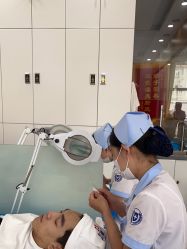 -靓芙泉祛痘.科技美肤连锁