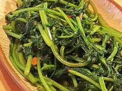 水豆豉炒蓬蒿菜-山石榴·贵州菜(丰盛里店)