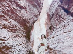 -天山神秘大峡谷