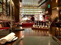 -恰餐厅及酒吧 CHAR Bar & Grill (北京丽都皇冠假日店)