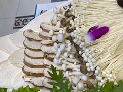 -名都晓荷塘主题火锅(旭日街店)