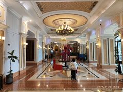 -平湖九龙山庄园圣马可酒店