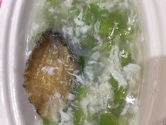 -满江红四季餐厅 · 国家五钻级酒家(新纪元大酒店店)