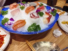 -青瓦餐厅·生鱼片·韩园烤肉(西塔店)