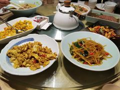 -关东小磨东北菜(上海长风大悦城店)