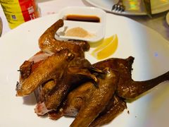 招牌红烧乳鸽-太平馆西餐厅(北京路店)