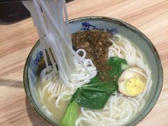 -小魔童·鲜切牛肉粉(时尚天河东区店)