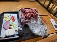 -毛辣果·贵州红酸汤牛肉火锅(西单店)