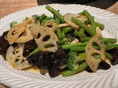 -耶里夏丽·丝路新疆菜·清真食品(徐汇南丹东路臻选店)