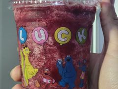 -瑞幸咖啡(写意创意中心店)