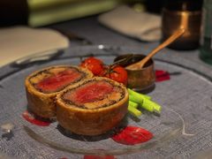 惠灵顿牛排-弦月窗LUNETTE BY AMANDA(复兴路店)