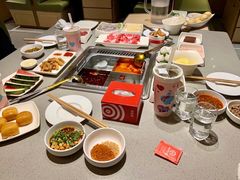 -海底捞火锅(金山百联店)
