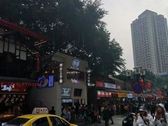-八一好吃街·高品美食广场