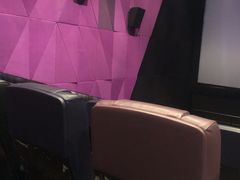 -英皇UA电影城(虹桥天地店)