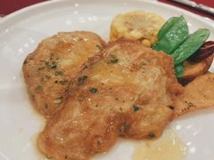 -红房子西菜馆(淮海中路店)