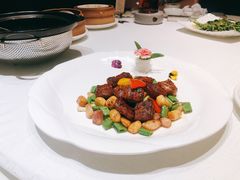 黑椒爆炒雪花牛肉粒-皇朝会.经典传统粤菜(外滩店)