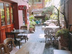 -古董花园(思南路42弄小区店)