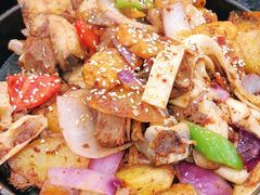 -撒拉人家.酸菜牦牛肉火锅