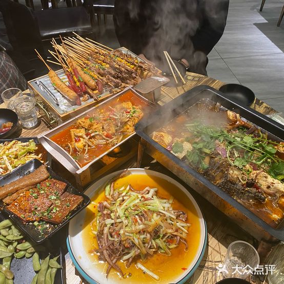 热火鲜货烧烤(馨天地店)