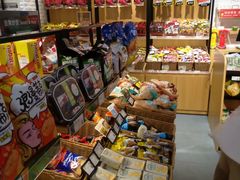 零售区-来伊份(龙之梦长宁店)