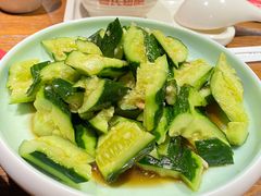 拍黄瓜-管氏翅吧(护国寺店)