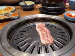 -明洞阿姨·韩式酱蟹烤肉·创意料理(三元桥店)