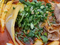 -成都你六姐·牛肉冒菜(城市集市合生汇店)