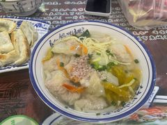 -长人馄饨铺(解放街店)