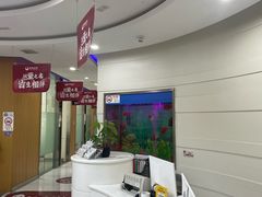 -雅悦齿科(顾村公园店)