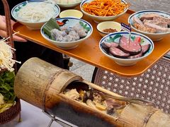-刘姐啤酒鱼民族演艺餐厅(西街总店)