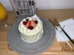 鲜果奶油蛋糕-小涵家蛋糕·咖啡(金山湖花园店)